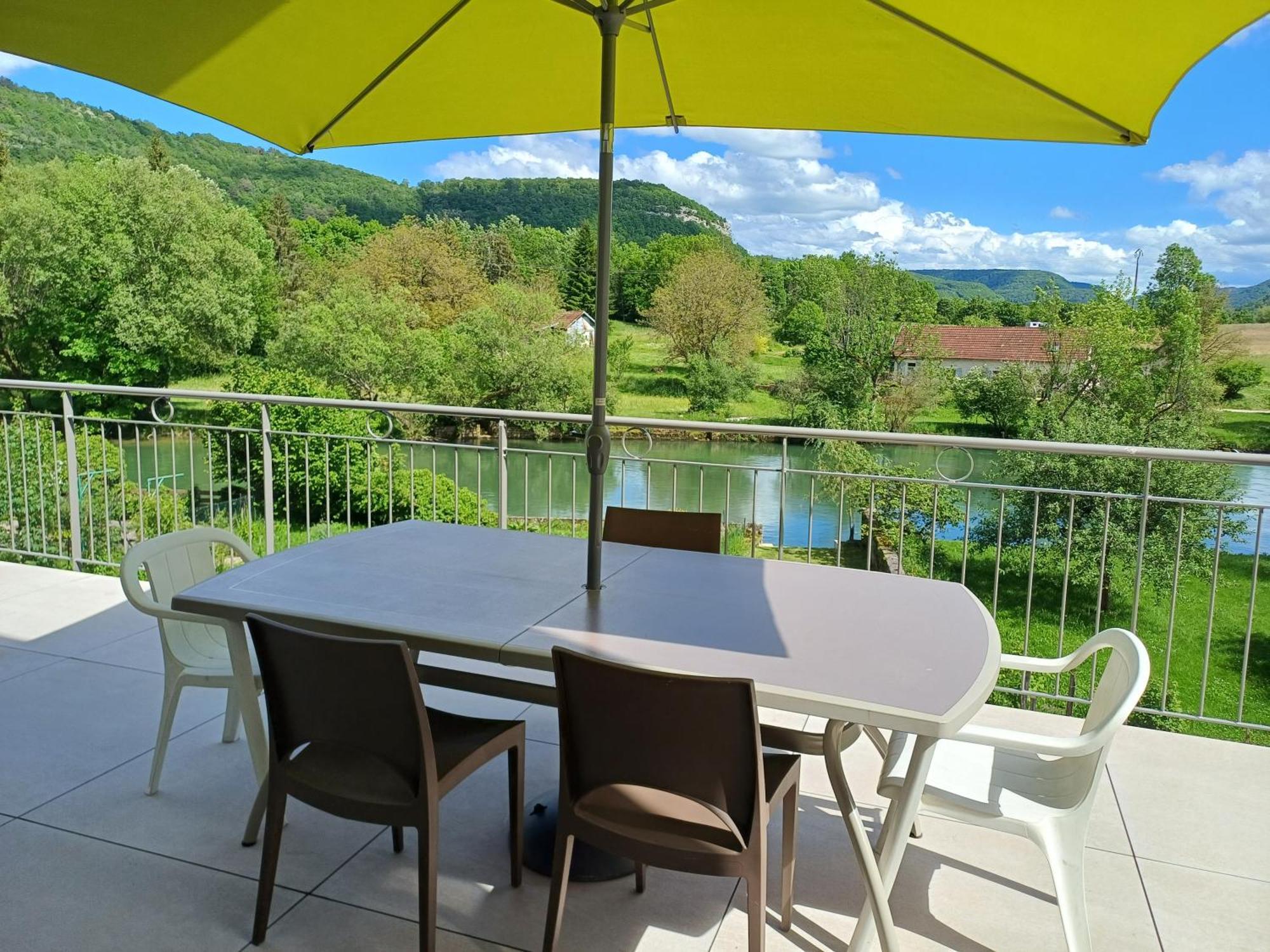 Maison De Vacances - Vue Panoramique Riviere Ornans Zewnętrze zdjęcie